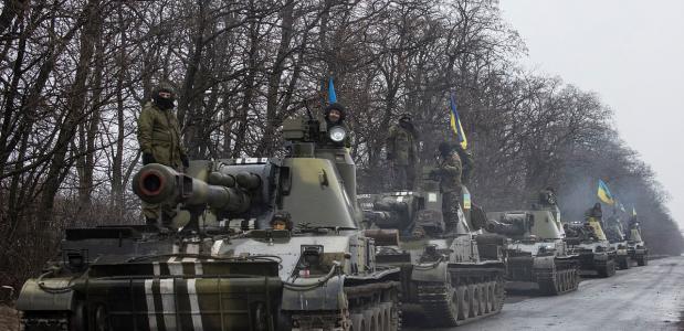 Terugtrekking van Oekraïens oorlogsmaterieel op 4 maart 2015. Bron: Wikimedia Commons.