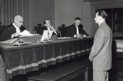 Fotograaf Onbekend / Fotobureau onbekend / Spaarnestad Photo (05887) Rechtszaak tbs