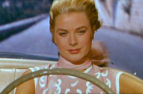 Grace Kelly achter stuur in auto tijdens film 20e eeuw
