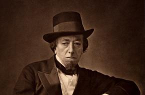 Foto van Benjamin Disraeli in 1878. 