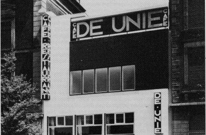 Café De Unie is het beroemdste werk van architect Jacobus Johannes Oud, die in de jaren twintig naam maakte als architect. 