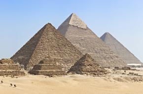 Wie bouwde egyptische piramiden? De piramides werden niet gebouwd door slaven