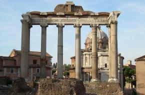 De Tempel van Saturnus op het Forum Romanum Satunaliën