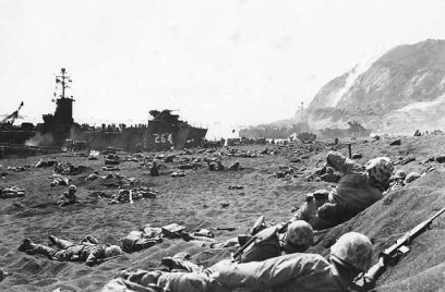 Mariniers landen Iwo Jima