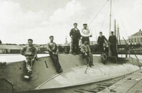 Eerste nederlandse onderzeëer duikboot onderzeeboot