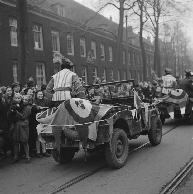 Sinterklaas Amsterdam 1945
