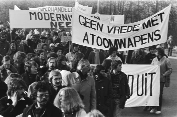 Koude oorlog Nederland demonstratie kernwapens
