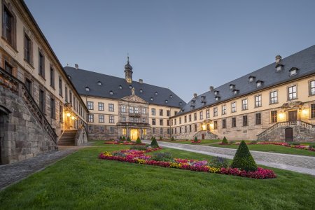 Stadtschloss van Fulda bij avond, 