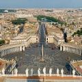 Uitzicht over Sint-Pietersplein in Vaticaanstad